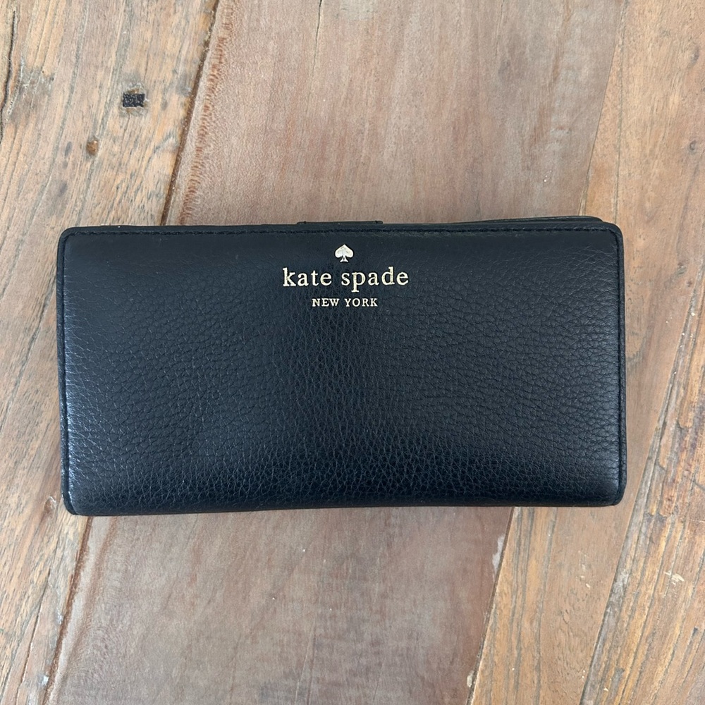 Kate Spade Black Textured Wallet